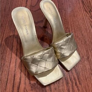 Marc Fisher gold heels
